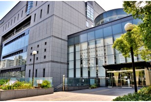 大阪市立図書館 1000m